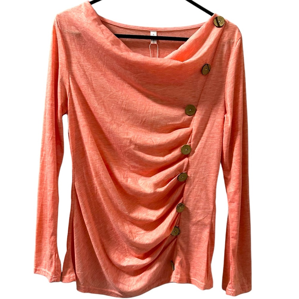 NWT Dressfo Top with Rushing and Buttons Size XL